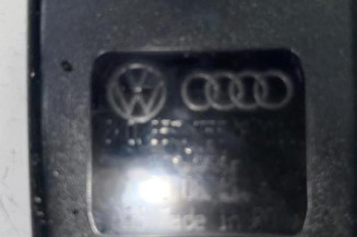 Attache ceinture avant gauche AUDI A4 3 Photo n°5
