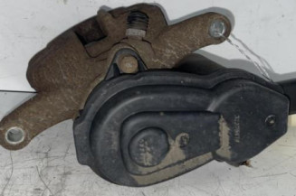 Etrier arriere droit (freinage) AUDI A4 3 Photo n°1