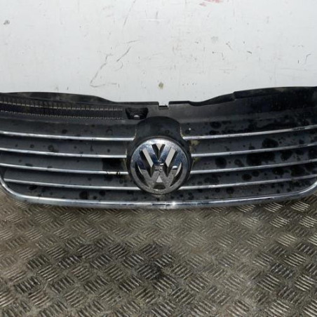 Calandre VOLKSWAGEN PASSAT 4 Photo n°1
