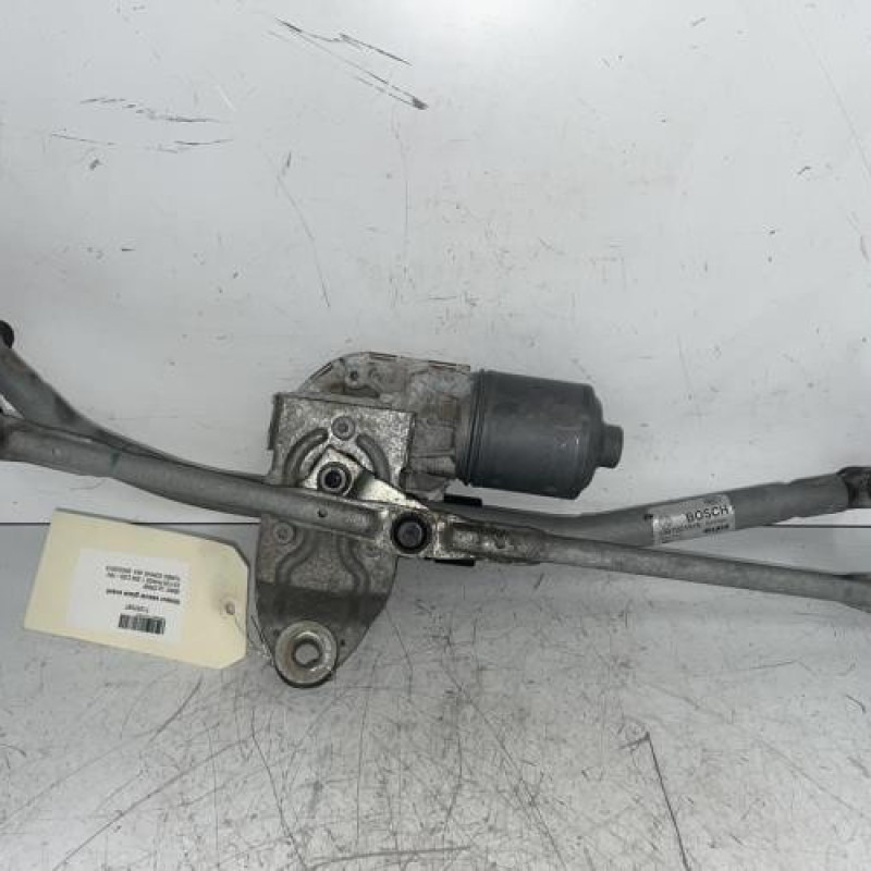 Moteur essuie glace avant BMW X3 F25 Moteur essuie glace avant BMW X3 F25