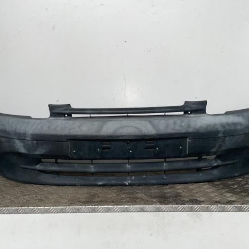 Pare choc avant RENAULT KANGOO 1 Pare choc avant RENAULT KANGOO 1