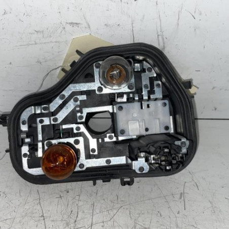 Platine feu arriere gauche CITROEN C4 CACTUS Photo n°1