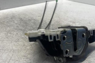 Serrure avant droit TOYOTA YARIS 3