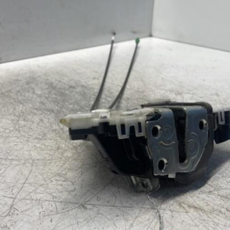 Serrure avant droit TOYOTA YARIS 3