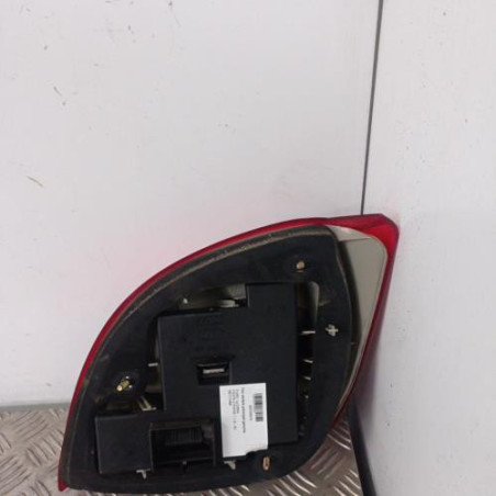 Feu arriere principal gauche (feux) FORD FIESTA 4