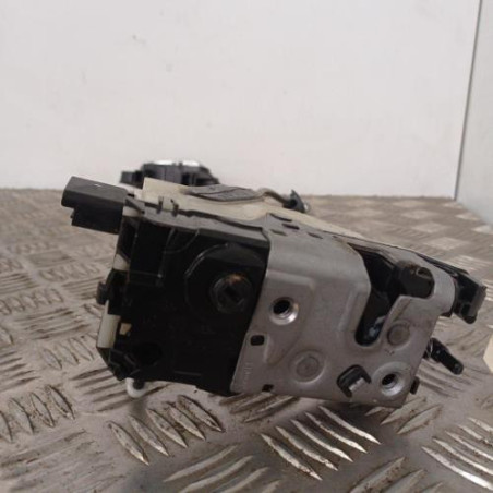 Serrure avant droit PEUGEOT 208 1