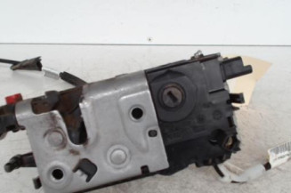 Serrure arriere gauche PEUGEOT 208 1