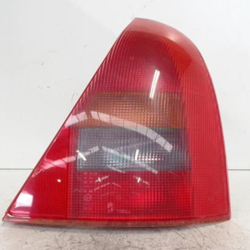 Feu arriere principal droit (feux) RENAULT CLIO 2