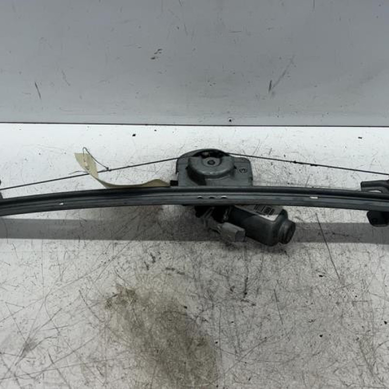 Leve vitre electrique avant droit CITROEN C3 1