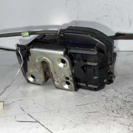 Serrure arriere droit NISSAN QASHQAI 1