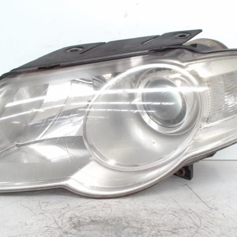 Optique avant principal gauche (feux)(phare) VOLKSWAGEN PASSAT 5