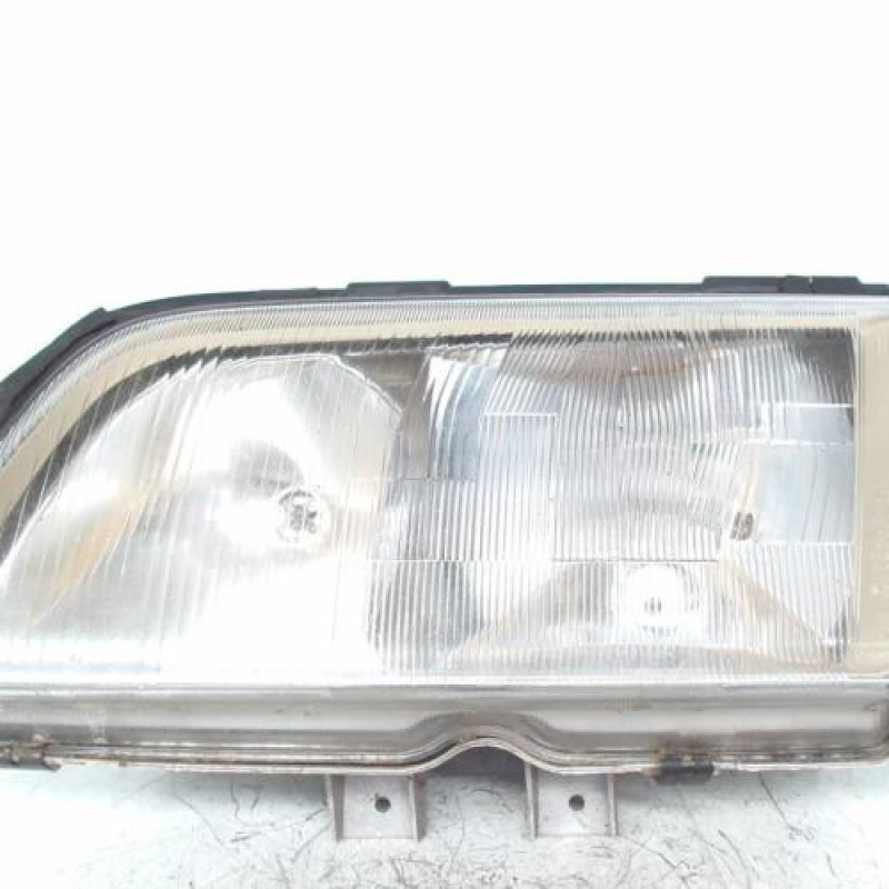 Optique avant principal gauche (feux)(phare) MERCEDES CLASSE C 202