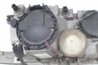 Optique avant principal gauche (feux)(phare) MERCEDES CLASSE C 202