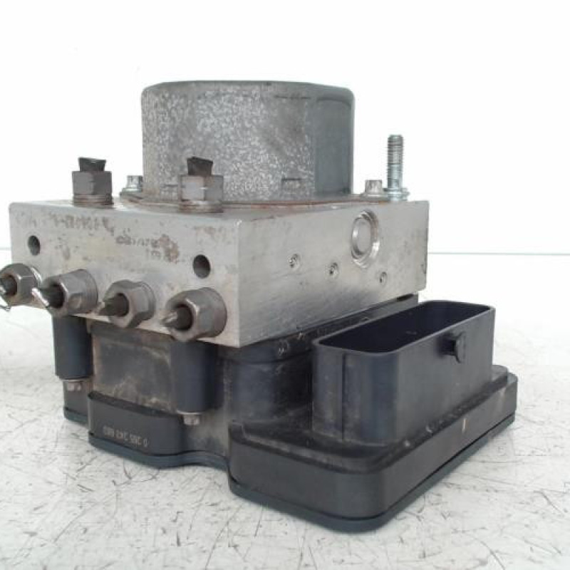 Bloc ABS (freins anti-blocage) RENAULT CLIO 4 Bloc ABS (freins anti-blocage) RENAULT CLIO 4