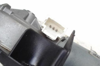 Moteur essuie glace arriere PEUGEOT 5008 1 Photo n°3