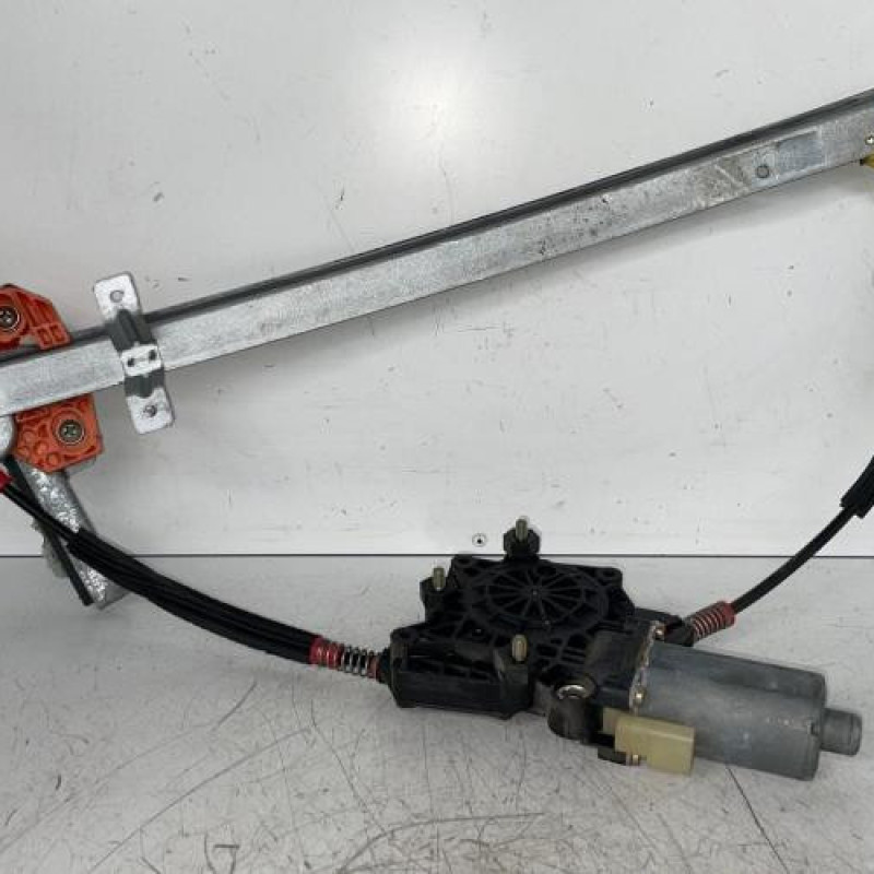 Leve vitre electrique avant droit FORD FIESTA 4