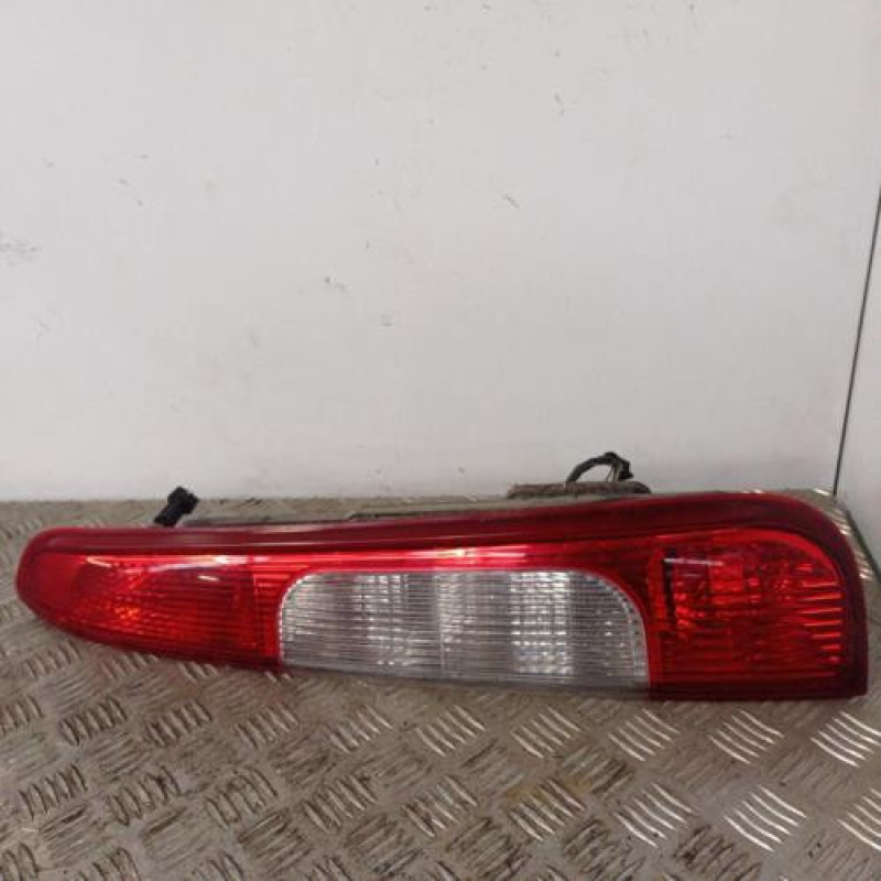 Feu arriere principal droit (feux) FORD C-MAX 1