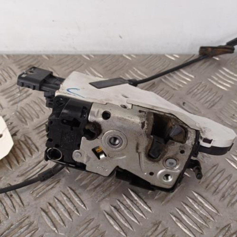 Serrure avant droit PEUGEOT 207