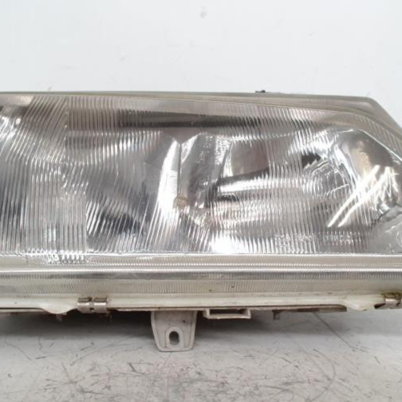 Optique avant principal droit (feux)(phare) PEUGEOT 806