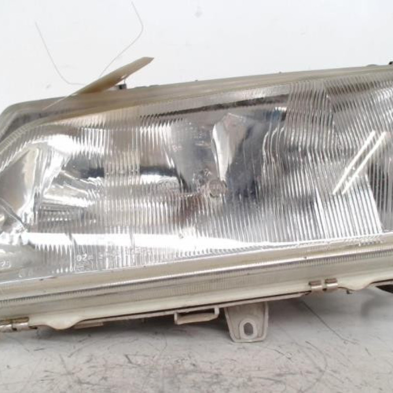 Optique avant principal gauche (feux)(phare) PEUGEOT 806