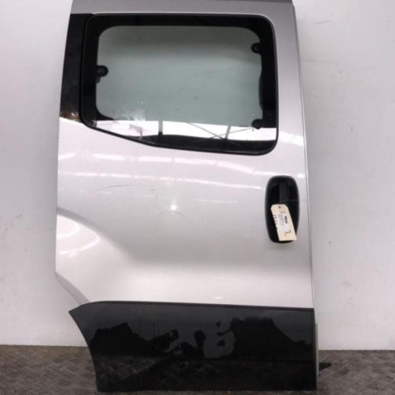 Porte laterale droit PEUGEOT BIPPER Porte laterale droit PEUGEOT BIPPER