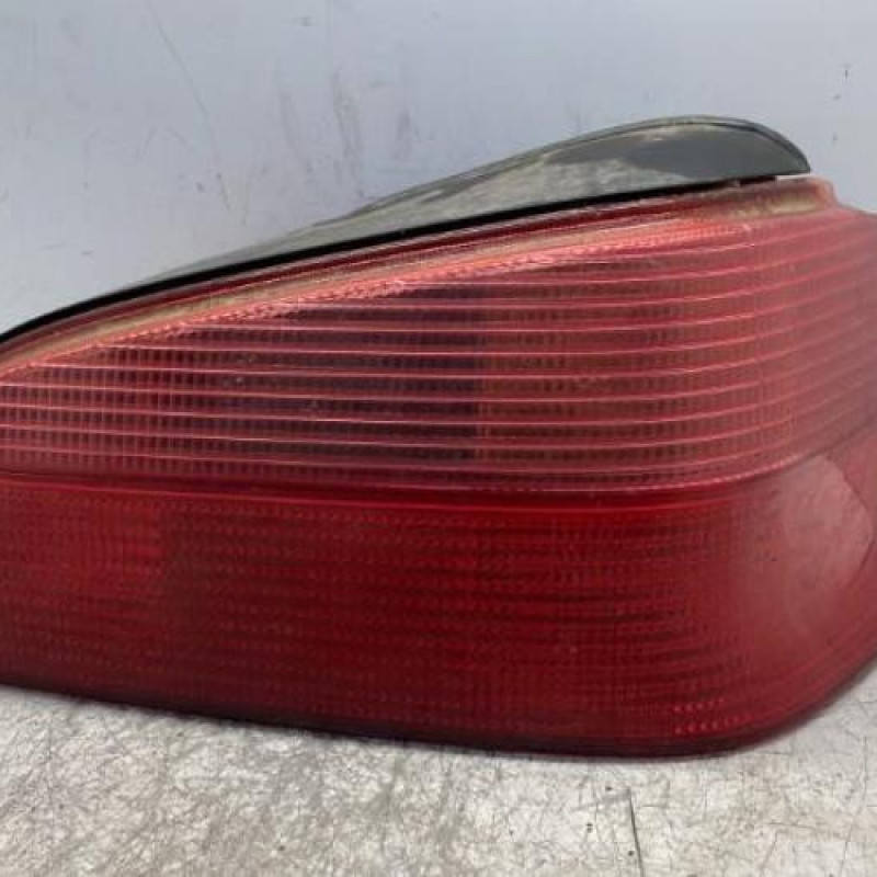 Feu arriere principal droit (feux) PEUGEOT 106