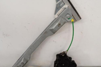 Leve vitre electrique avant gauche OPEL CORSA D Photo n°1