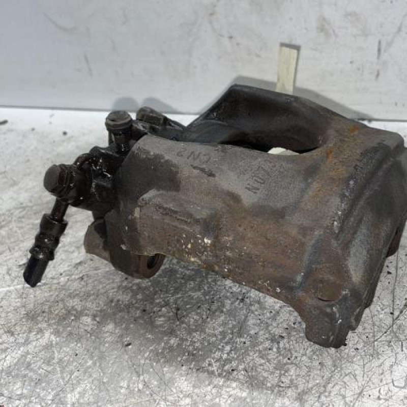 Etrier avant droit (freinage) CITROEN C5 2 Etrier avant droit (freinage) CITROEN C5 2