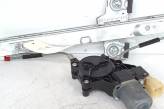 Leve vitre electrique avant gauche FORD FIESTA 6 Photo n°1