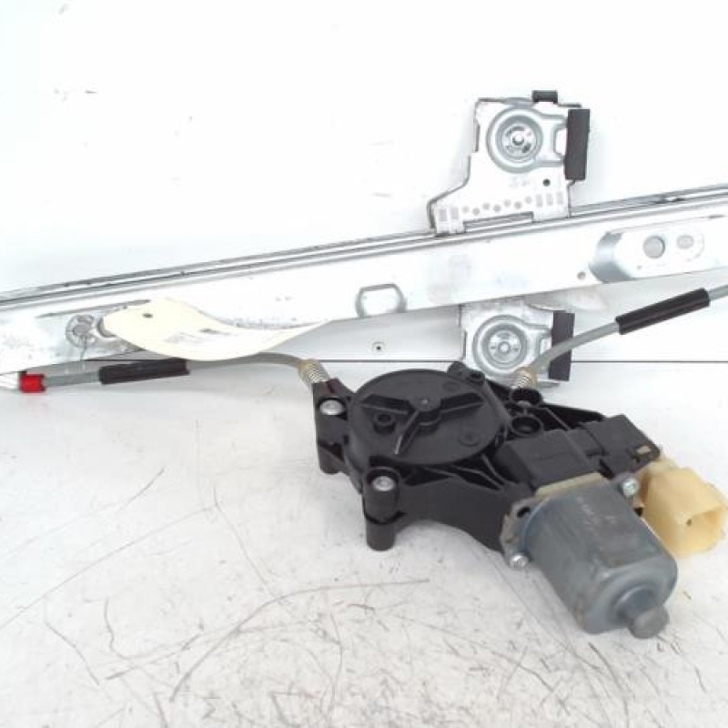 Leve vitre electrique avant gauche FORD FIESTA 6
