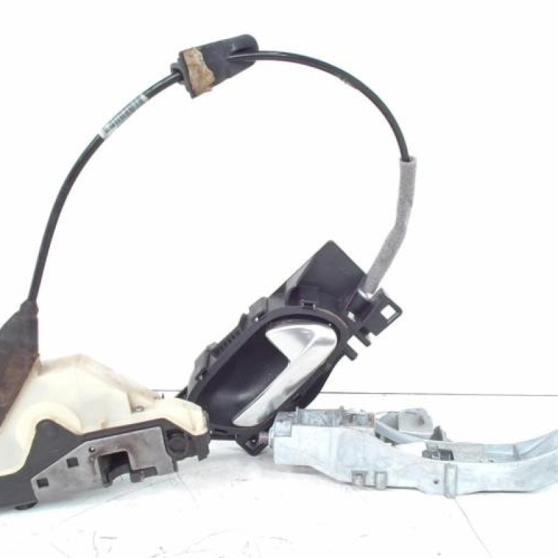 Serrure avant droit PEUGEOT 208 1