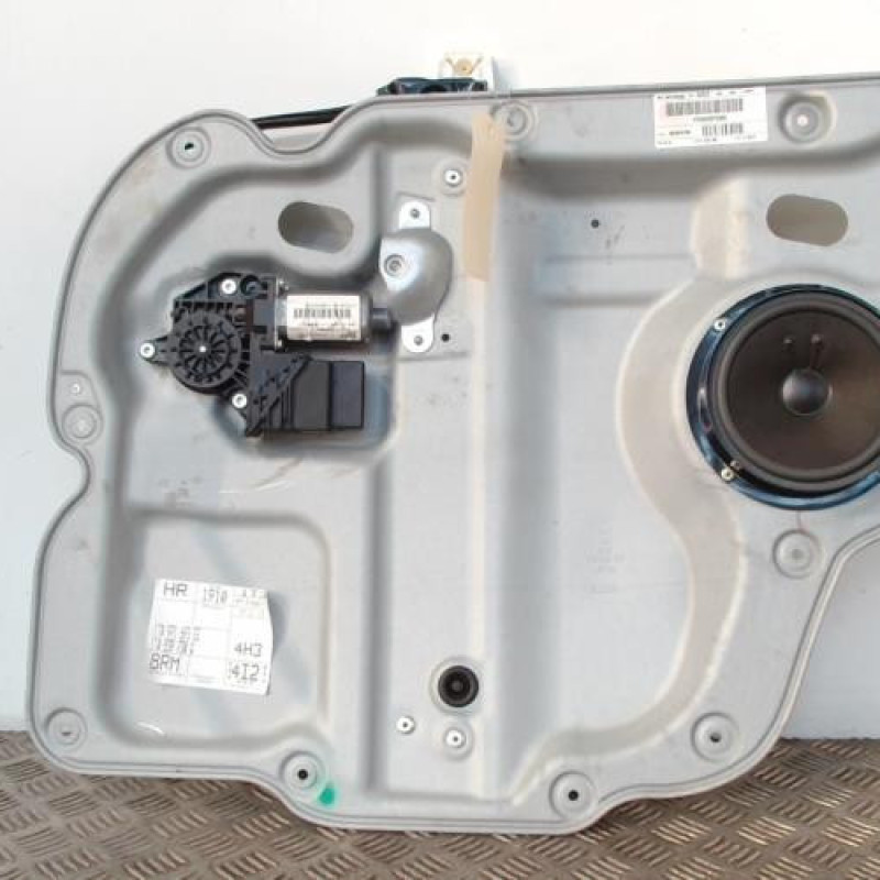 Leve vitre electrique arriere droit VOLKSWAGEN TOURAN 2
