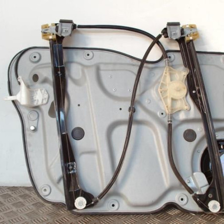 Leve vitre electrique avant droit VOLKSWAGEN TOURAN 2