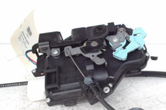 Serrure arriere gauche VOLKSWAGEN TOURAN 2 Photo n°1