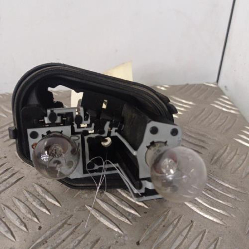 Platine feu arriere gauche CITROEN C5 2 Platine feu arriere gauche CITROEN C5 2