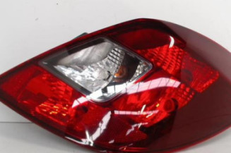 Feu arriere principal droit (feux) OPEL CORSA D Photo n°1