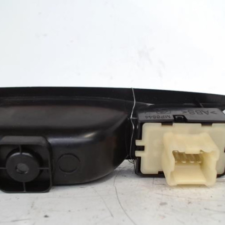 Interrupteur de leve vitre arriere droit RENAULT CLIO 4