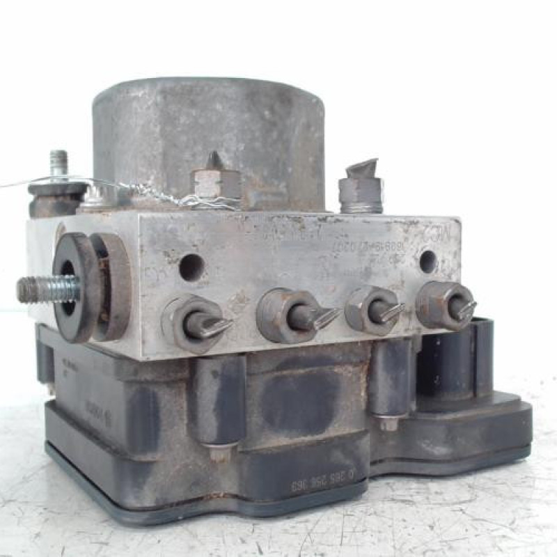 Bloc ABS (freins anti-blocage) RENAULT CLIO 4 Bloc ABS (freins anti-blocage) RENAULT CLIO 4