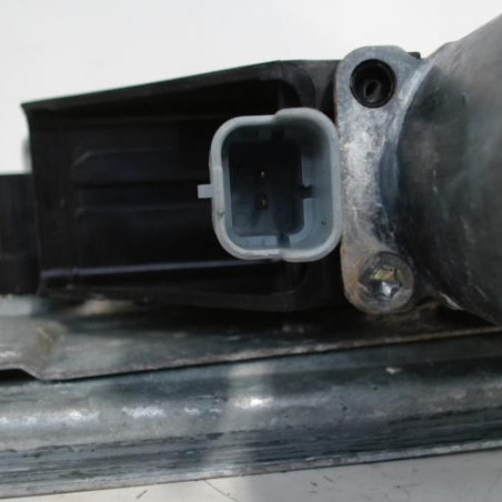Leve vitre electrique avant droit PEUGEOT 208 1