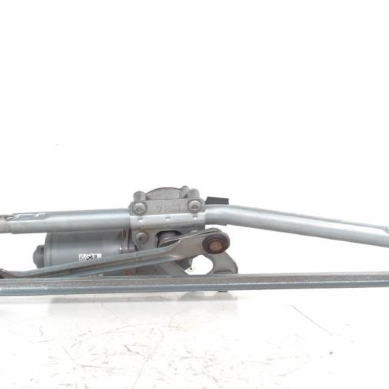 Moteur essuie glace avant BMW X1 E84 Moteur essuie glace avant BMW X1 E84