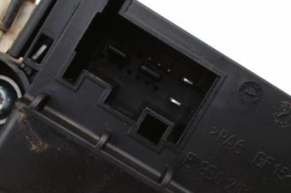 Leve vitre electrique arriere gauche VOLKSWAGEN POLO 5 Photo n°3