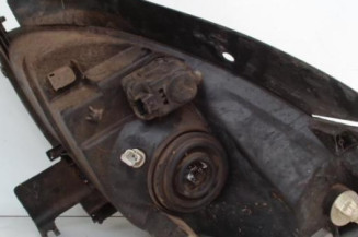 Optique avant principal droit (feux)(phare) CITROEN XSARA PICASSO Photo n°3