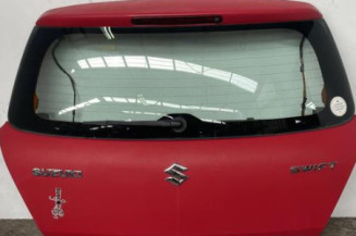 Malle/Hayon arriere SUZUKI SWIFT 3 Photo n°1