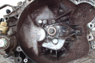 Boite de vitesses PEUGEOT 206 Photo n°1