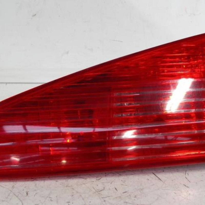 Feu arriere secondaire droit (feux) PEUGEOT 607