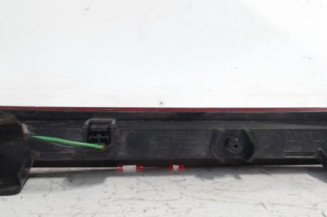 Feu arriere stop central RENAULT CLIO 4