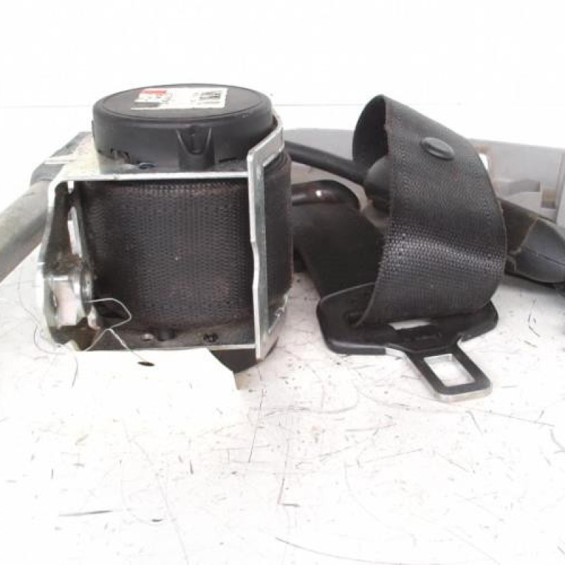 Ceinture avant droit OPEL CORSA D