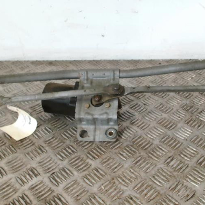 Moteur essuie glace avant RENAULT CLIO 1