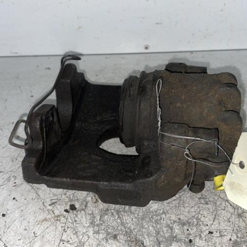 Etrier avant droit (freinage) CITROEN C5 2 Etrier avant droit (freinage) CITROEN C5 2