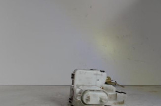 Serrure arriere droit VOLKSWAGEN POLO 3